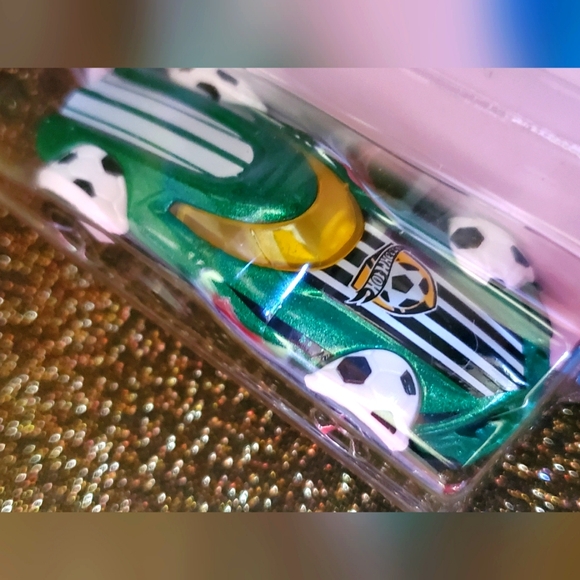 Hot Wheels‎ - Picture 5 of 9
